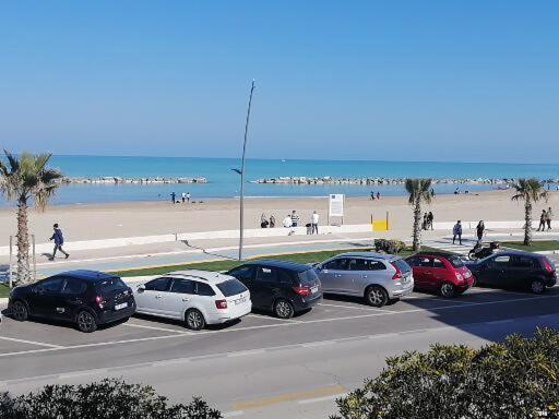 Sul Mare Apartment Civitanova Marche Exterior photo